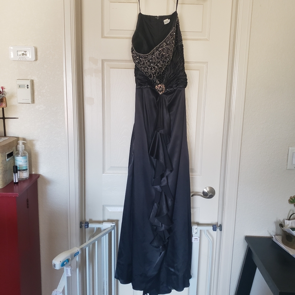 Prom dress / evening gown